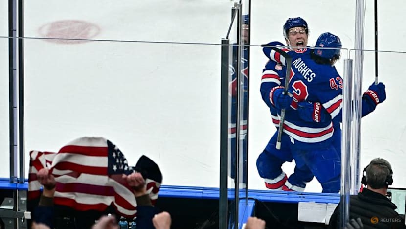 Ice hockey-US squeeze by Sweden into men's semi-finals