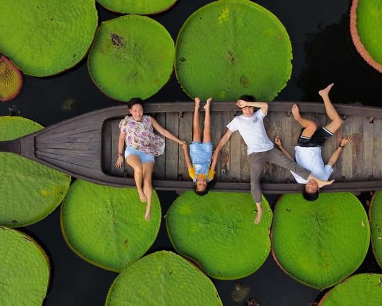 Singapore residents travelling during COVID-19 – the risks and payoffs of reuniting with loved ones