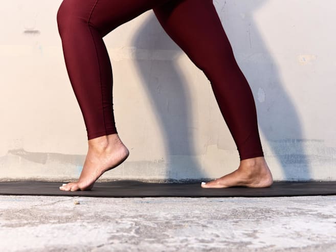 Plantar fasciitis: 3 simple exercises to keep your feet pain-free