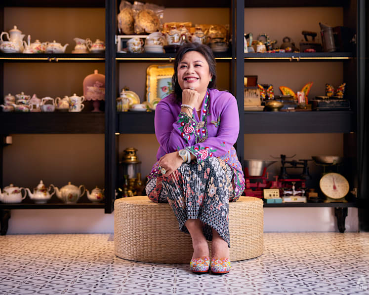  Meet Sophia Yeow, a private dining chef and an avid collector of exquisite tea sets  