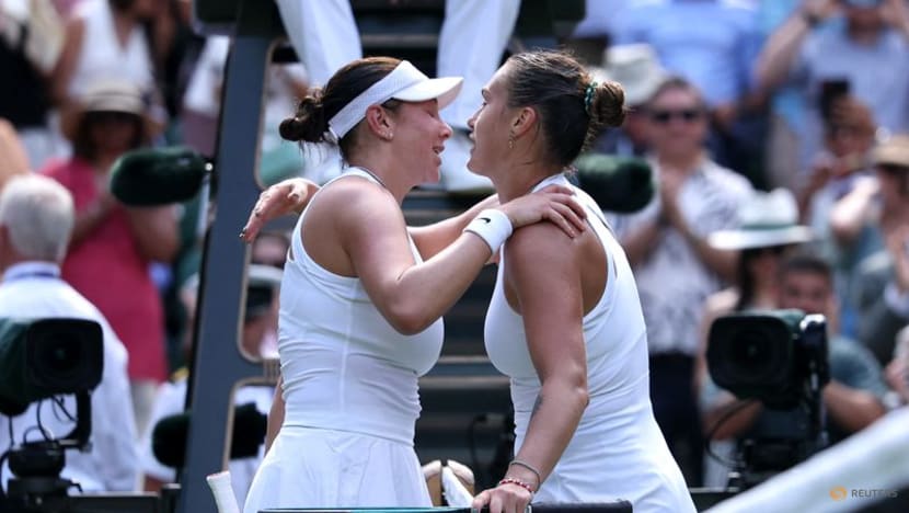 Anisimova outlasts Sabalenka, Swiatek fells Bencic to lock in Wimbledon final