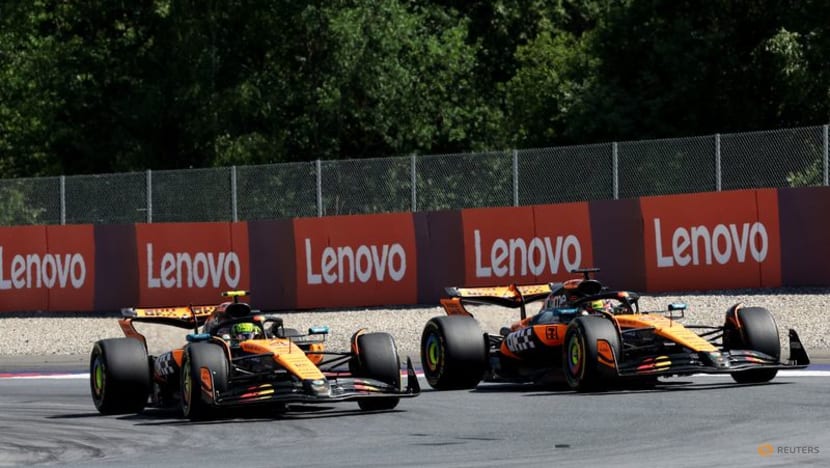 Norris cuts Piastri's lead in Austrian thriller