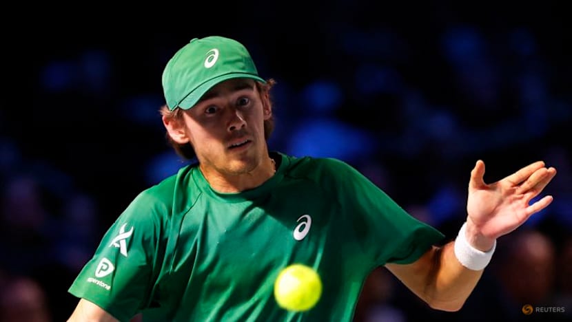 Sinner sets up Vienna final with Zverev