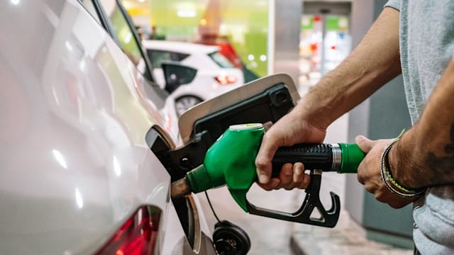 本地95汽油售价冲至3.45元 写下2022年俄乌开战来新高