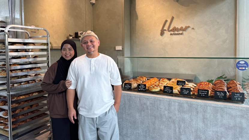 Cef dengan 30 tahun pengalaman buka Flour Artisanal, bakeri halal terbaharu di Kovan