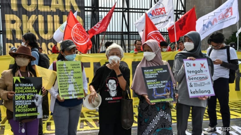 ‘Should I cancel my trip to Bali?’: Indonesia seeks to calm tourists’ jitters over new sex-outside-marriage law ‘Should I cancel my trip to Bali?’: Indonesia seeks to calm tourists’ jitters over new sex-outside-marriage law