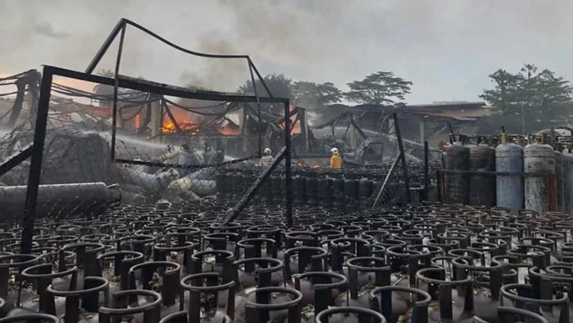 4 kematian di tempat kerja akibat kurang prosedur kerja yang selamat: MOM 4 kematian di tempat kerja akibat kurang prosedur kerja yang selamat: MOM