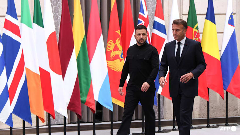 Zelenskyy meets European leaders on Ukraine security guarantees Zelenskyy meets European leaders on Ukraine security guarantees
