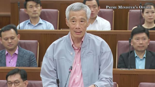 李总理：我国不能受动荡的外部环境分化人民 需团结一致应对挑战