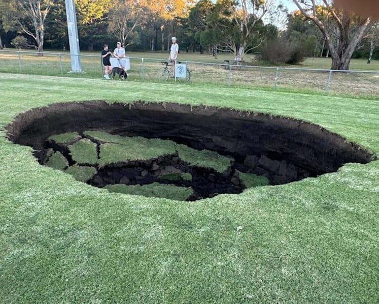 Melbourne's A$26 billion North East Link project halted after sinkhole opens, residents feeling unsafe