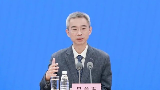 “不要和外国人有肌肤接触” 中国卫生专家猴痘建议惹议