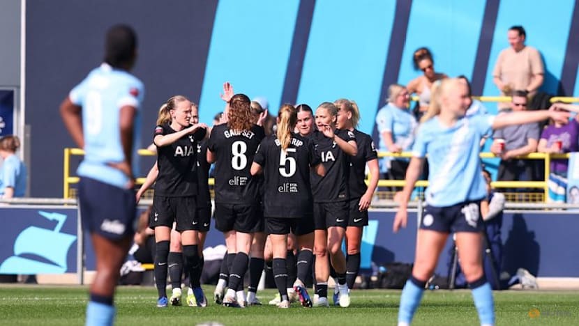 Shaw hits fastest WSL hat‑trick as Man City edge closer to title