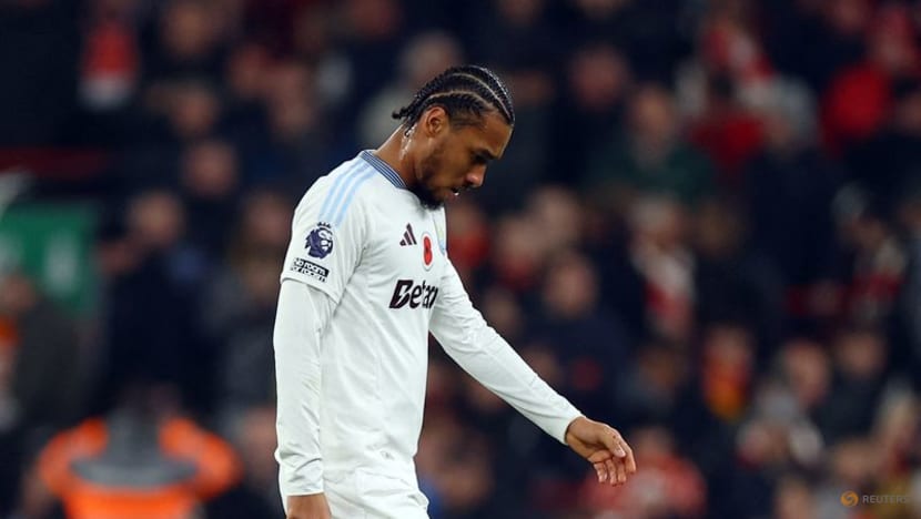 Ruthless Liverpool open five-point gap with win over Villa Ruthless Liverpool open five-point gap with win over Villa