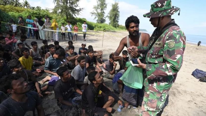 Indonesia sedia penempatan sementara bagi pelarian Rohingya Indonesia sedia penempatan sementara bagi pelarian Rohingya