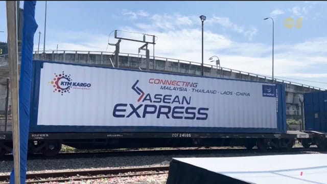 连接马中货运火车 亚细安特快列车本周双向抵达雪兰莪和重庆