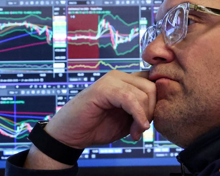 Stocks rise as dollar dips after Trump's walk-back of Greenland threats