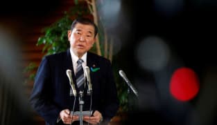 Japan PM goes to Vietnam, the Philippines to talk tariffs