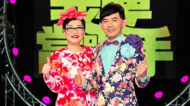 1举动明显袒护黄子佼　网络作家怒批张小燕“不无辜”