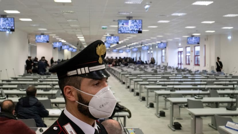 22 people arrested, Italian villas seized in vast EU fraud swoop 22 people arrested, Italian villas seized in vast EU fraud swoop