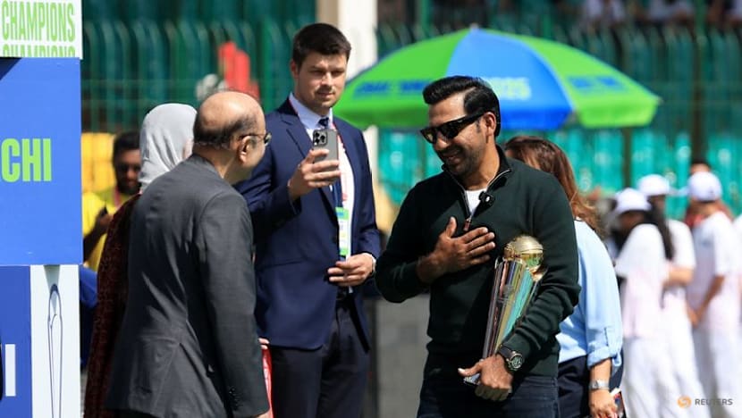 Sarfaraz named Pakistan's test coach for Bangladesh series