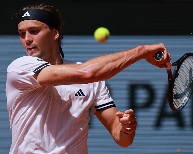 Zverev aims to build against Machac at French Open, Svitolina downplays title talk
