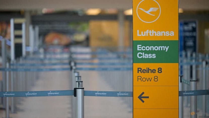 Almost 800 Lufthansa flights cancelled as pilots, cabin crew walk out