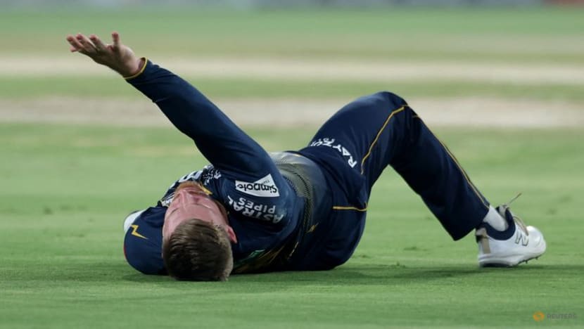 Gujarat replace injured Phillips with Shanaka for rest of IPL