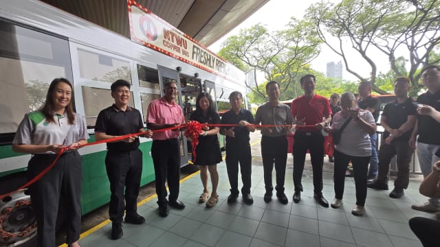 全国交通工友联合会推出流动咖啡车 感谢交通工友的付出和贡献