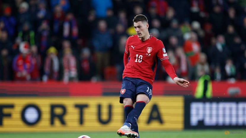 Czechs tap experience and domestic champions Slavia for final World Cup squad
