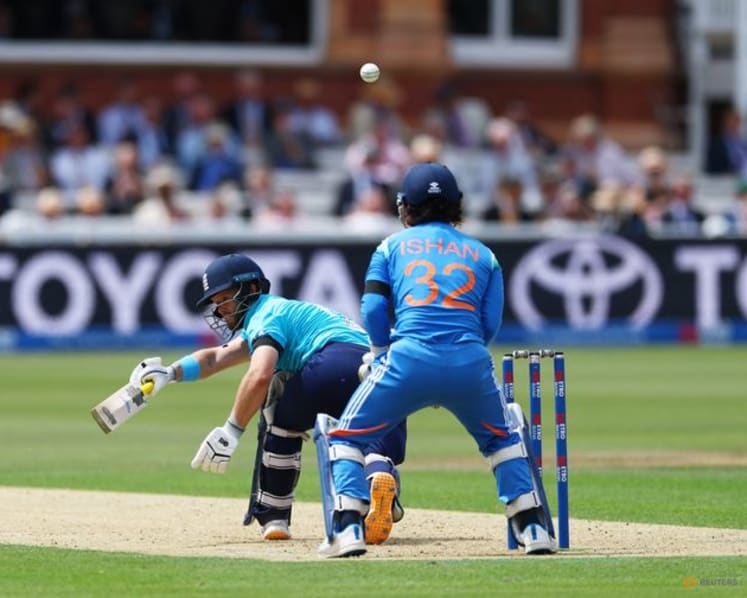 Duckett's big century sets up England series win over India