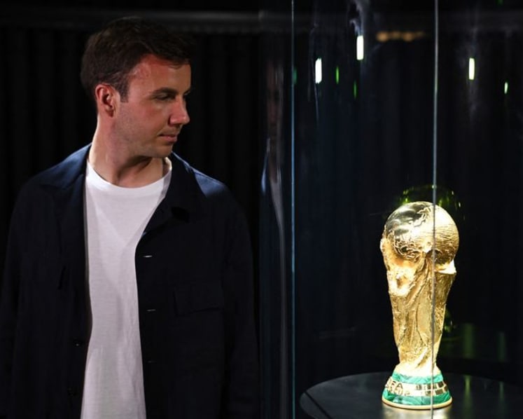 Goetze recalls Messi photo regret as World Cup trophy brings 2014 rushing back