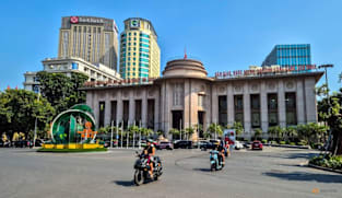 Vietnam central bank says will prioritise growth, sees big credit expansion