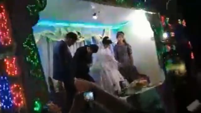 婚礼输游戏怒打新娘 乌国新郎遭控流氓罪 
