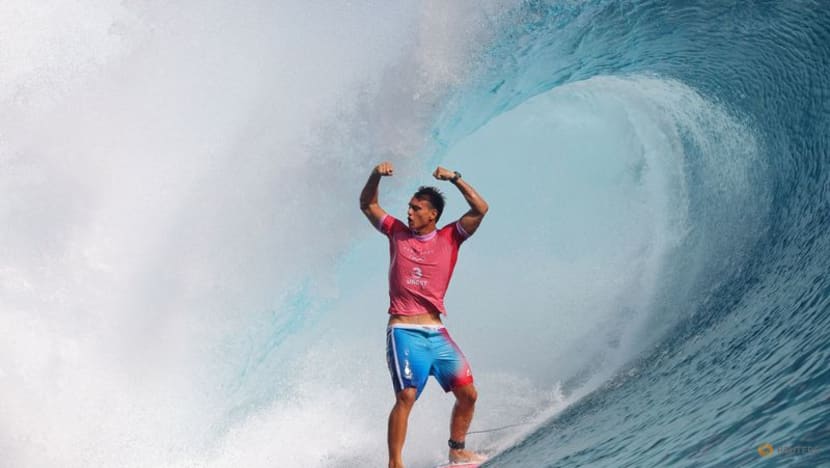Surfing-Vaast shines as Tahiti Pro starts in huge Teahupo'o tubes