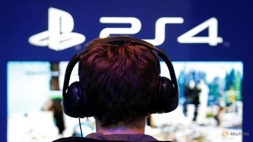 Commentary: Why I play online video games with my kids instead of banning them Commentary: Why I play online video games with my kids instead of banning them