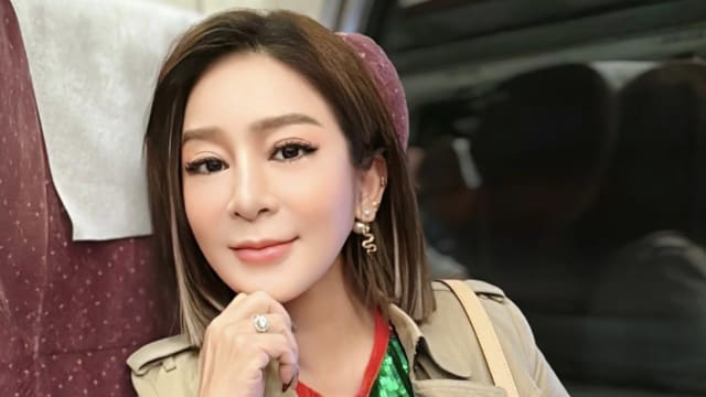 王彩桦泪诉医美失败，脸肿“撞脸许效舜”！