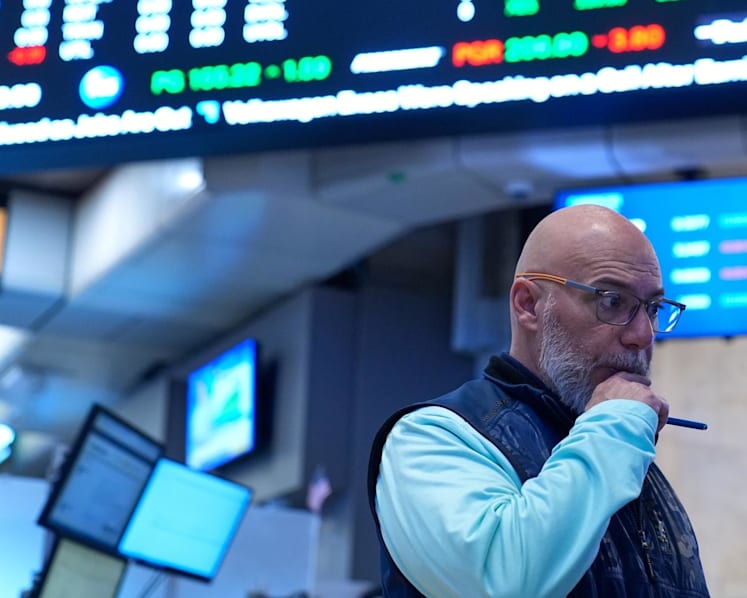 US stocks hold steadier as Wall Street waits for the next signal on how long war with Iran may last