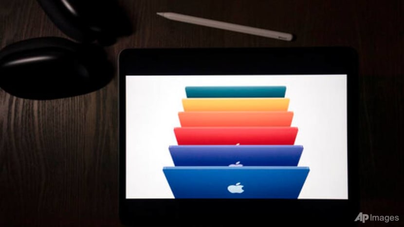 Commentary: Gulf between Apple patrons and PC users just got wider Commentary: Gulf between Apple patrons and PC users just got wider