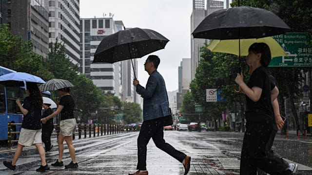 韩国豪雨成灾 当地超过450座设施受破坏