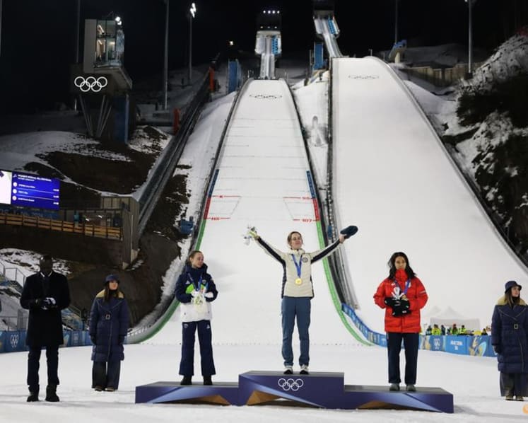 Ski Jumping-Norway's Stroem soars to gold ahead of Prevc in thriller
