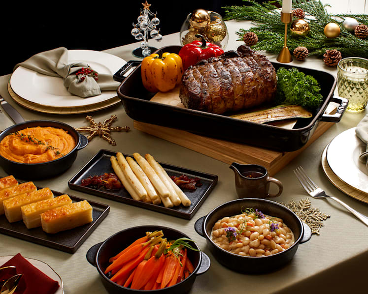 Celebrate the festive season with these Christmas deliveries and takeaways in Singapore