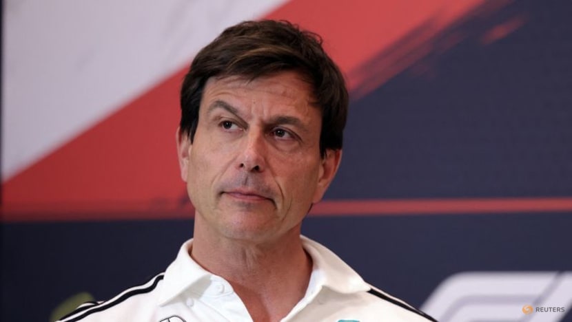 Fine teams for 'long shot' protests, says Wolff