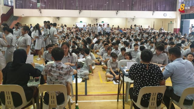 O水准成绩放榜 86.2%考生至少五科及格