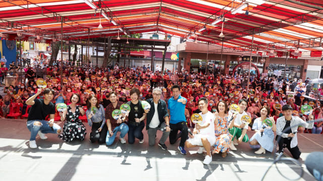 《亲家、冤家做头家》路演吸引2500人出席　曾晓晴即兴演绎广东歌
