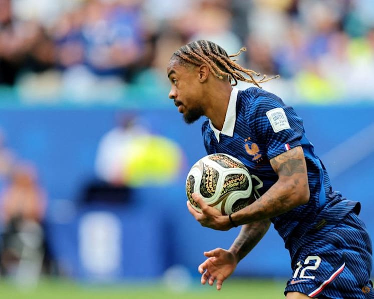 Liverpool finalise agreement to sign PSG's Barcola in deal worth up to £123 million, reports say