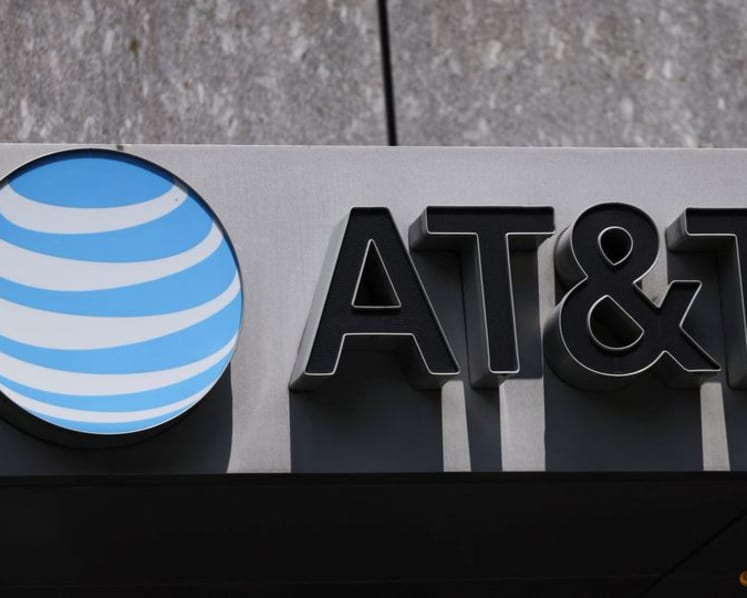 AT&T names Jennifer Biry as CFO from 2027, Desroches to retire