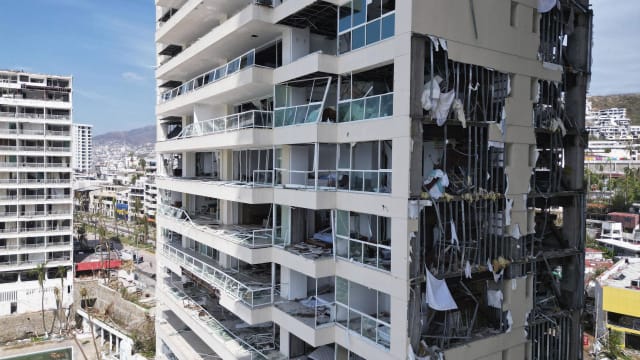 飓风奥蒂斯吹袭墨西哥 至少27人死亡四人失踪