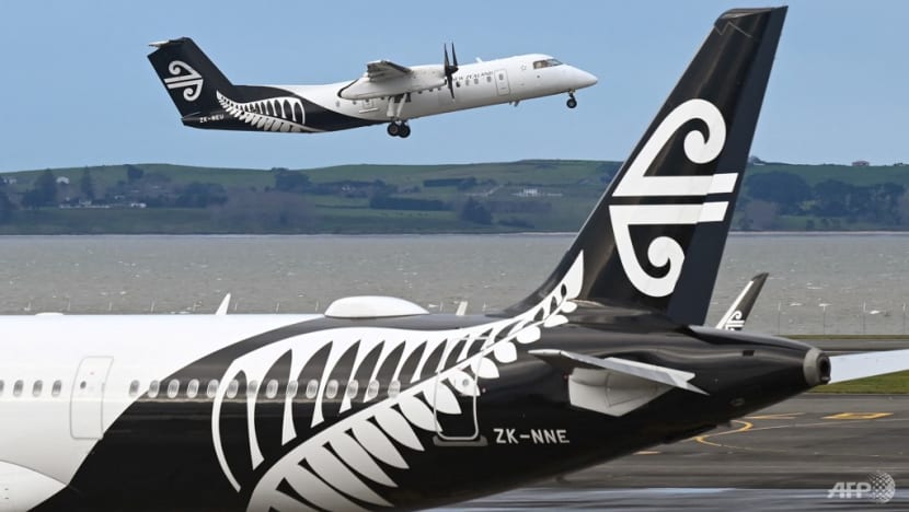 Travellers to New Zealand will no longer need to isolate Travellers to New Zealand will no longer need to isolate