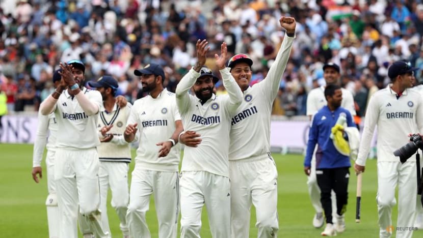 India hail Gill and his 'Supermen' after Oval heist