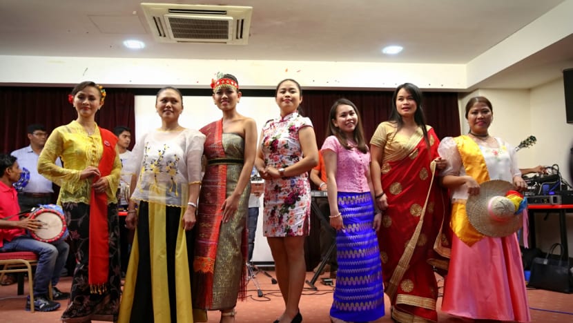 Song, dance and poetry in first cultural show for migrant workers